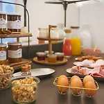 Dadou Hotel 4*