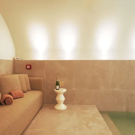Dadou Hotel 4*