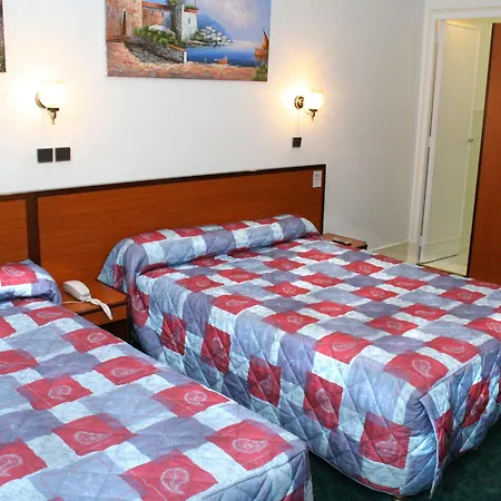 Dadou 4* Paris